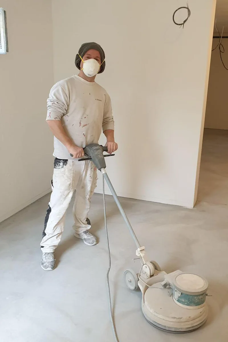 Caulking and Sealing in Wet Areas