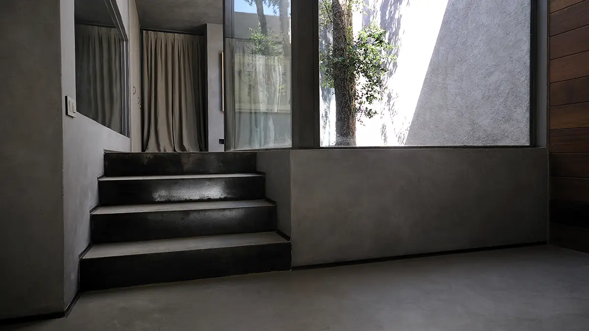 Seamless Microcement Finishes in Cape Coral | Homecraft Innovations